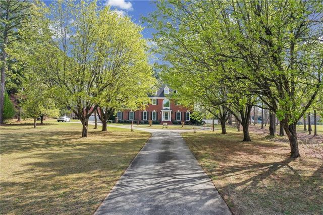 1975 Old Lost Mountain Road, Powder Springs, GA 30127