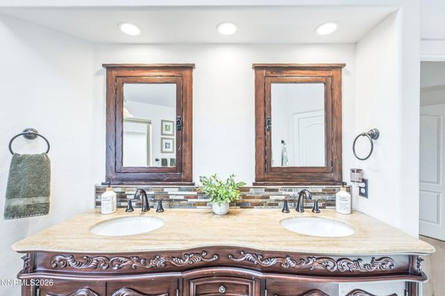 1495 Serendipity Court, Sparks, NV 89436