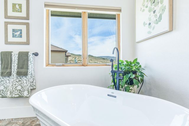 1495 Serendipity Court, Sparks, NV 89436
