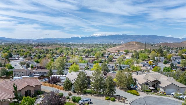 1495 Serendipity Court, Sparks, NV 89436