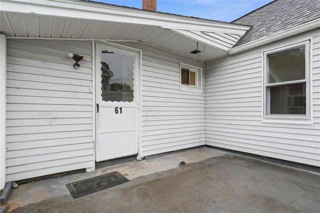 61 West Warwick Avenue, West Warwick, RI 02893