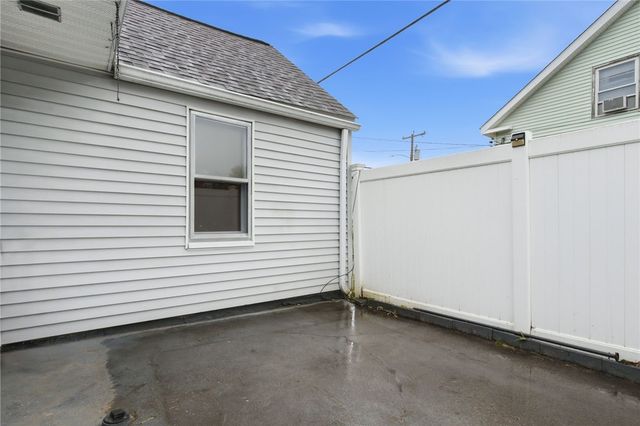 61 West Warwick Avenue, West Warwick, RI 02893