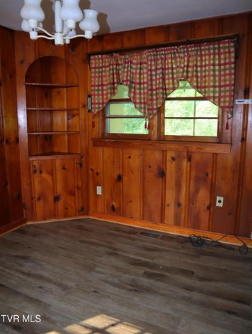 313 North Boyd Street, Rogersville, TN 37857
