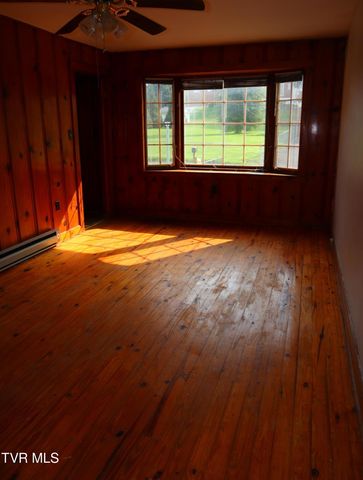 313 North Boyd Street, Rogersville, TN 37857