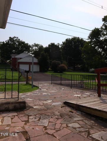 313 North Boyd Street, Rogersville, TN 37857