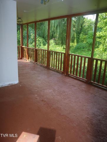 313 North Boyd Street, Rogersville, TN 37857