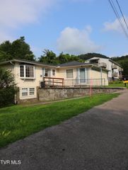 313 North Boyd Street, Rogersville, TN 37857