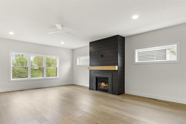 3240 Prospect Drive, Sun Prairie, WI 53590