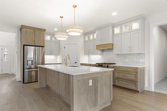 3240 Prospect Drive, Sun Prairie, WI 53590