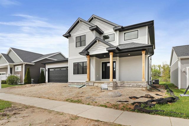 3240 Prospect Drive, Sun Prairie, WI 53590