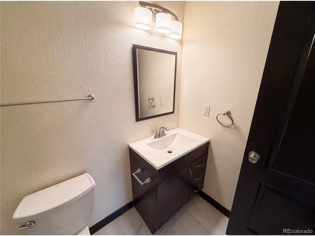 7469 S Biloxi Ct, Aurora, CO 80016