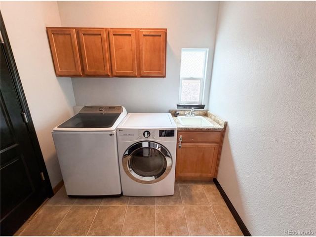 7469 S Biloxi Ct, Aurora, CO 80016