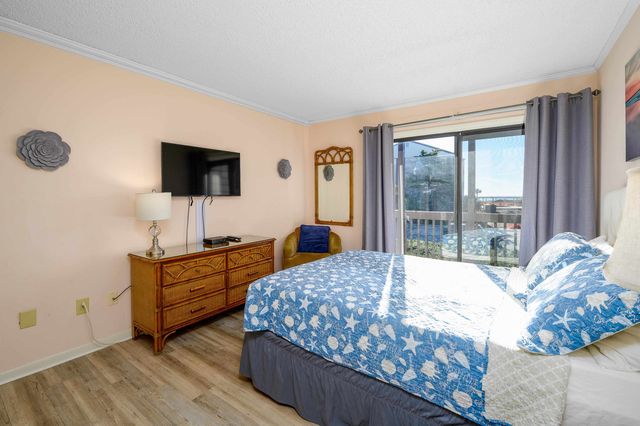 201 N Ocean Blvd Unit 136, North Myrtle Beach, SC 29582
