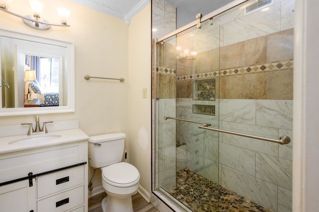 201 N Ocean Blvd Unit 136, North Myrtle Beach, SC 29582