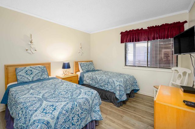 201 N Ocean Blvd Unit 136, North Myrtle Beach, SC 29582