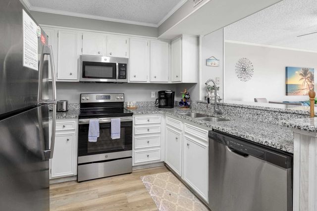 201 N Ocean Blvd Unit 136, North Myrtle Beach, SC 29582