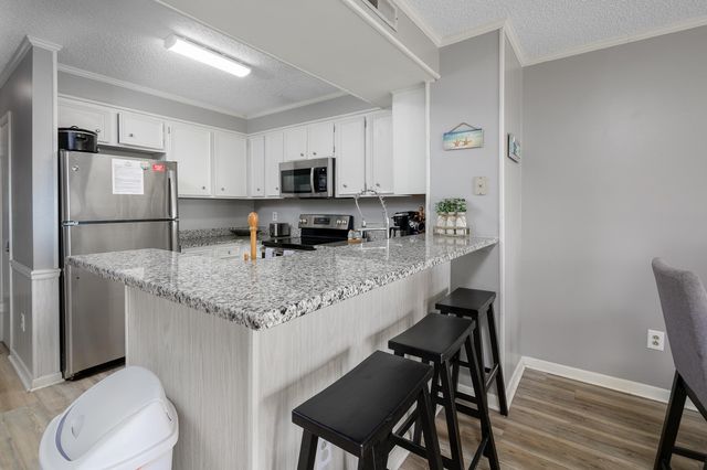 201 N Ocean Blvd Unit 136, North Myrtle Beach, SC 29582