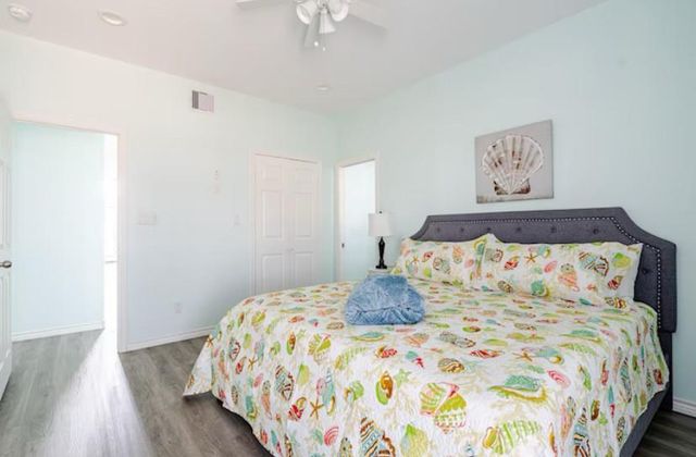 980 Bay Street, Gilchrist, TX 77617