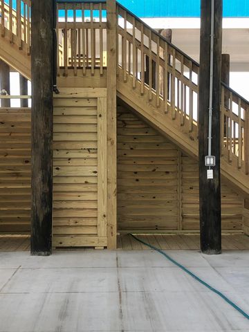 980 Bay Street, Gilchrist, TX 77617