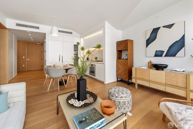 1 Steuart Lane 407, San Francisco, CA 94115