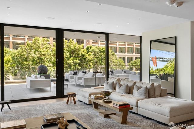 1 Steuart Lane 407, San Francisco, CA 94115