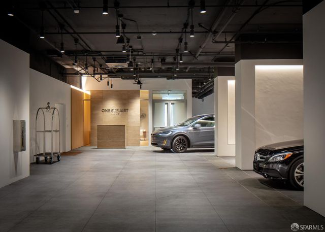 1 Steuart Lane 407, San Francisco, CA 94115