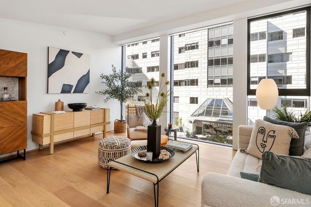 1 Steuart Lane 407, San Francisco, CA 94115