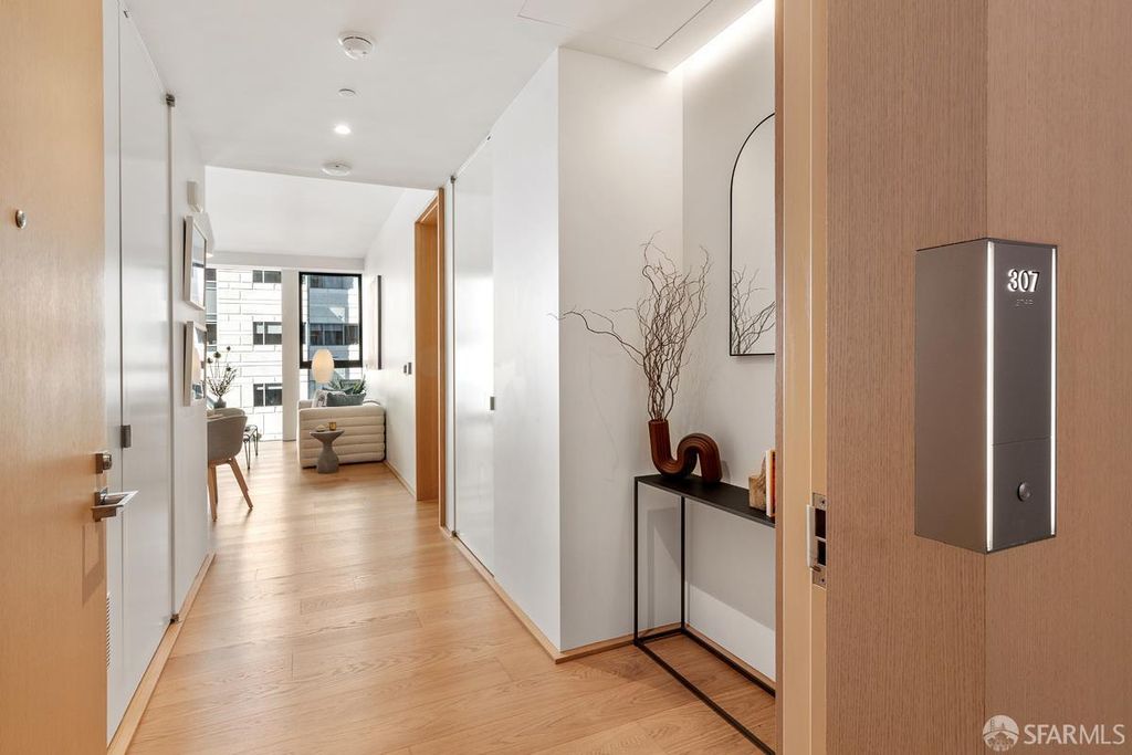 1 Steuart Lane 407, San Francisco, CA 94115
