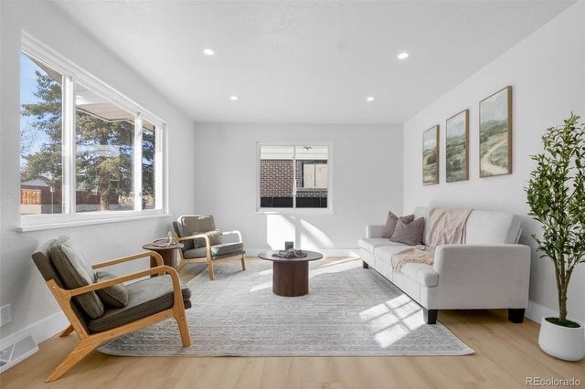 1746 S Cape Street, Denver, CO 80232