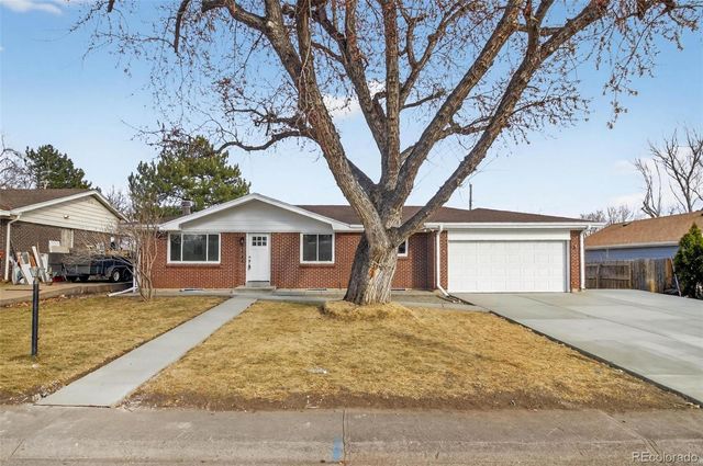 1746 S Cape Street, Denver, CO 80232