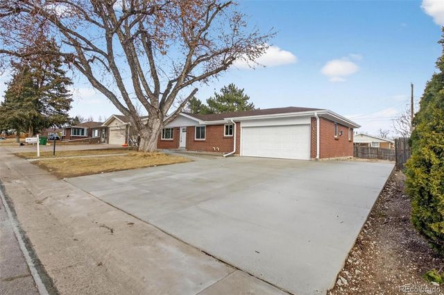 1746 S Cape Street, Denver, CO 80232