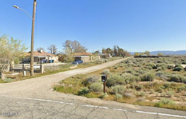 Cor 26th St West & Ave F2, Lancaster, CA 93536