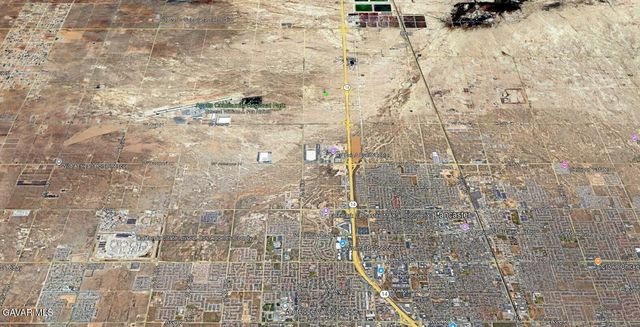 Cor 26th St West & Ave F2, Lancaster, CA 93536