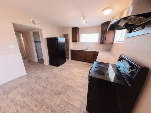 756 E University Drive, Mesa, AZ 85203