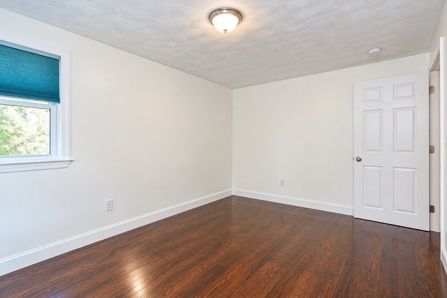 12 Fairfield Ter, Framingham, MA 01701