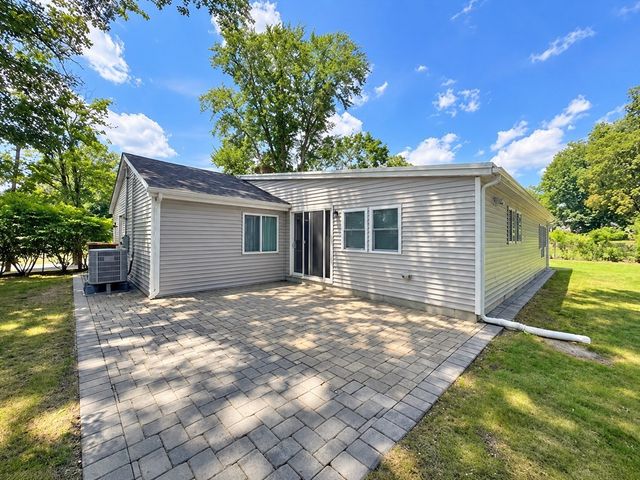 12 Fairfield Ter, Framingham, MA 01701