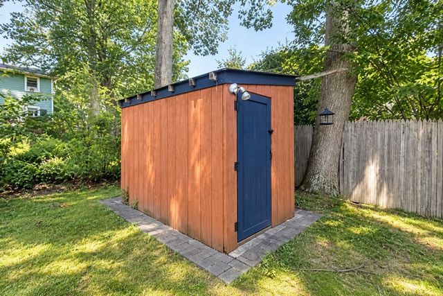 12 Fairfield Ter, Framingham, MA 01701