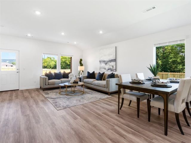 516 Colorado Street, Farmington, AR 72730