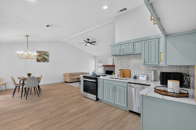 489 Weaver Street, Cedar Hill, TX 75104