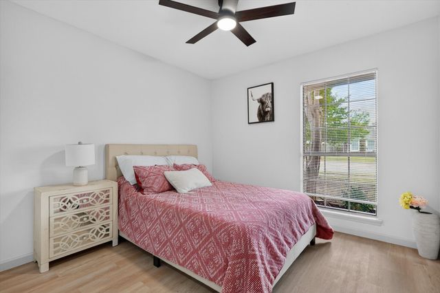 489 Weaver Street, Cedar Hill, TX 75104