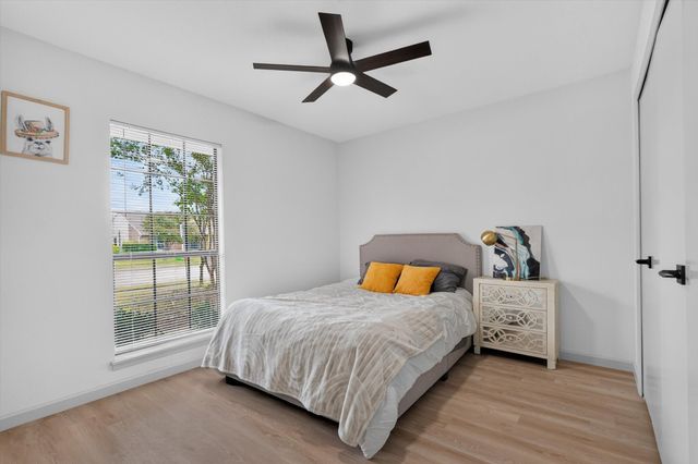489 Weaver Street, Cedar Hill, TX 75104