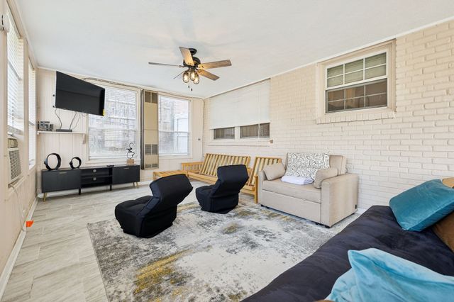 5006 Bonnaside Dr, Hermitage, TN 37076