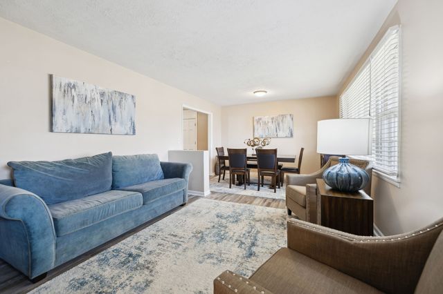 5006 Bonnaside Dr, Hermitage, TN 37076