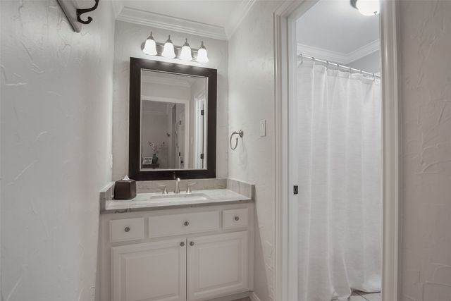 15699 Ridgewood Drive, Frisco, TX 75035