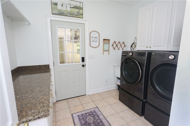 1231 Stillwater Drive, Seneca, SC 29672
