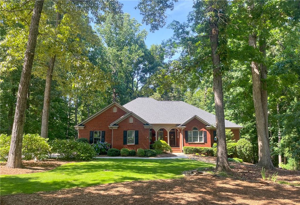 1231 Stillwater Drive, Seneca, SC 29672