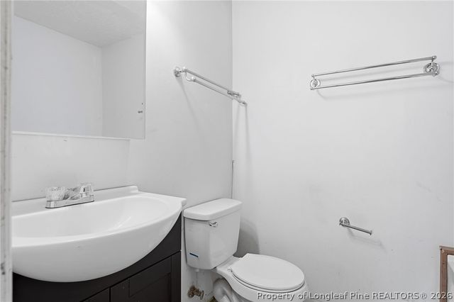5480 Nc Highway 71, Maxton, NC 28364