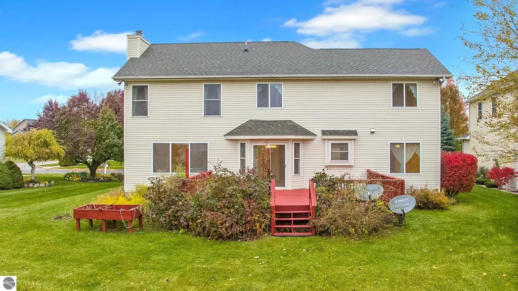 Image 3 of property listing at 1408 Abbey Lane, Mt Pleasant, MI 48858