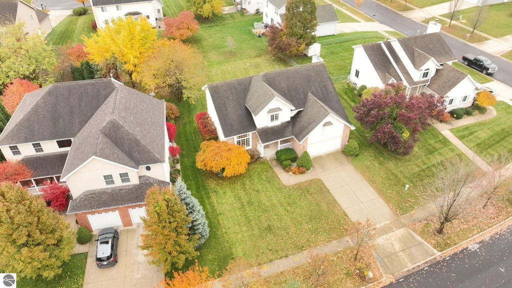 Image 39 of property listing at 1408 Abbey Lane, Mt Pleasant, MI 48858