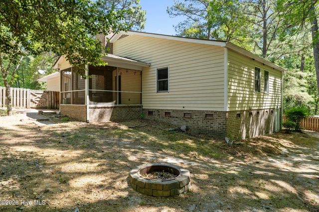 24 Spring Lake Drive, Pinehurst, NC 28374